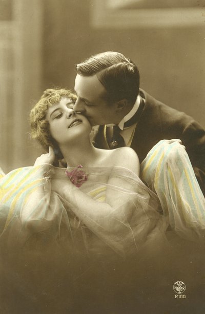 Pareja besándose de French Photographer